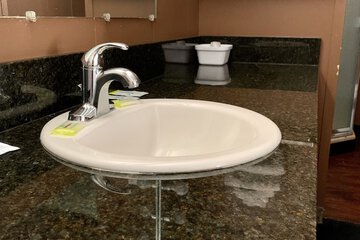 Bathroom sink