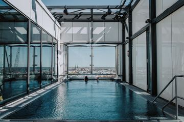 Rooftop pool