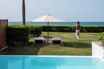 Private pool