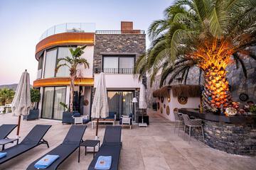 Sundeck