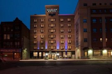Hotel Front - Evening or Night
