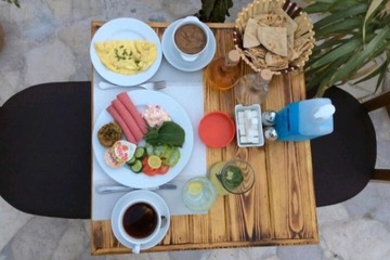 Breakfast meal
