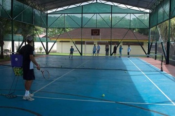 Sport court