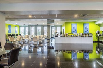 Breakfast/Coffee Service 51 of 56