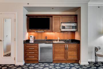 Private kitchenette