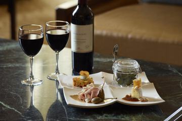 Room service - dining