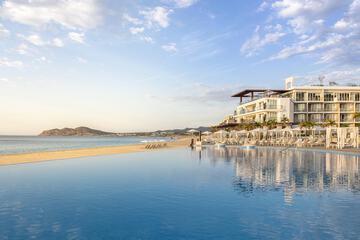 Infinity pool