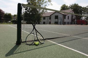 Tennis court