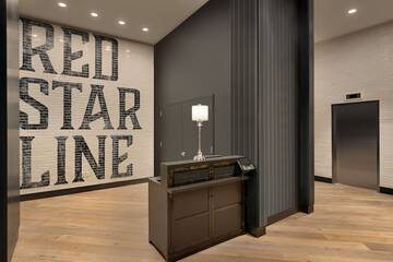 Hotel Interior 4 of 34