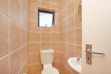 Photo 28