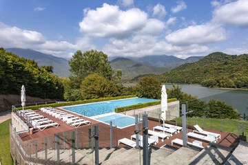 Rooftop pool
