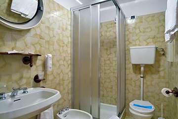 Photo 49