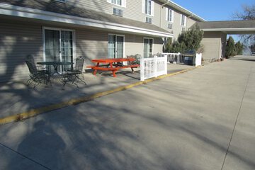 Property Grounds 34 of 36