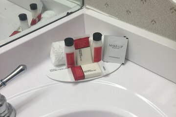 Bathroom amenities