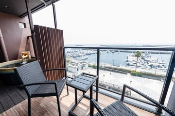 Beach/ocean view
