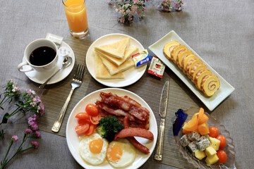 Breakfast meal