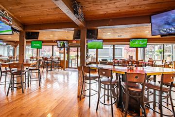 Sports bar