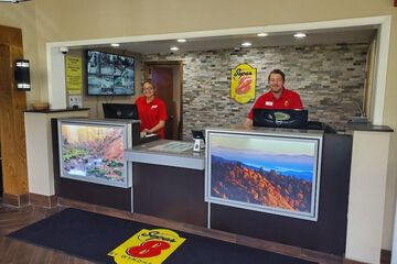 Hotel Interior 4 of 16