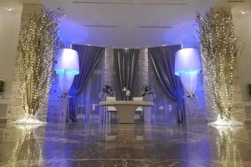 Banquet hall