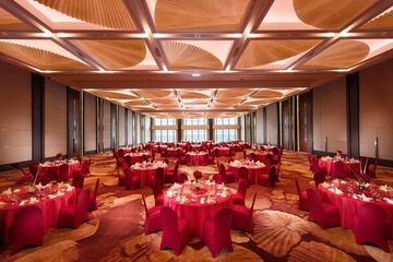 Indoor wedding