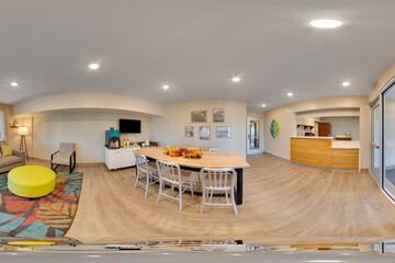 Hotel Interior 13 of 31