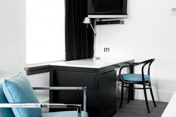 In-room business center