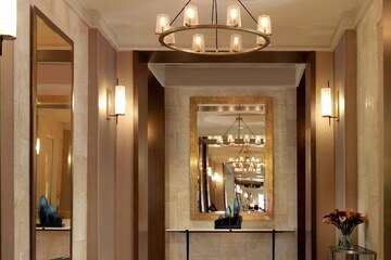 Hotel Interior 25 of 63