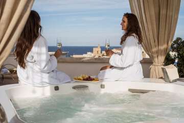 Jetted tub