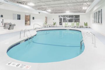 Pool 2 of 18