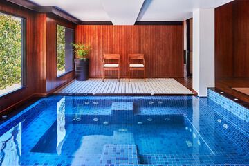 Private pool
