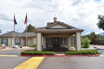 Quality Inn and Suites Garden of the Gods