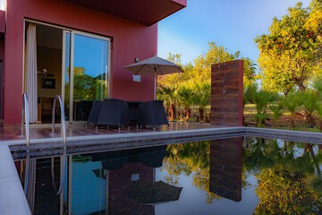 Private pool