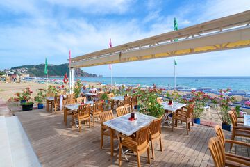 Beach bar