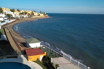Beach/ocean view