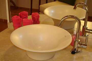 Bathroom sink
