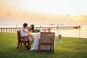 Couples dining