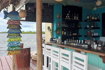 Poolside bar