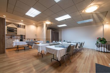 Meeting facility
