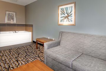 Room 43 of 63