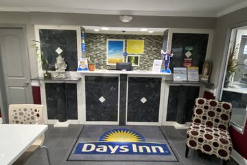 Days Inn by Wyndham Forest