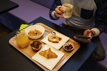 Breakfast area