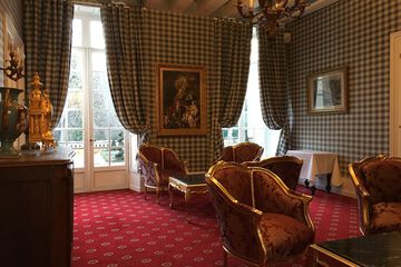 Executive lounge