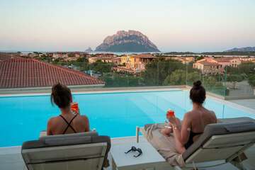 Rooftop pool