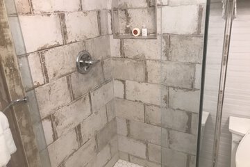 Bathroom shower