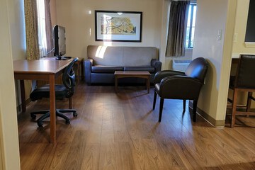 Room 12 of 12