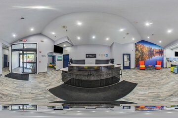 Hotel Interior 22 of 129