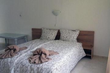 Photo 34
