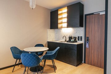 Private kitchenette