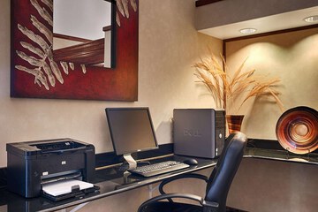 Business Center 12 of 12