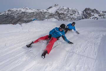 Snow and ski sports